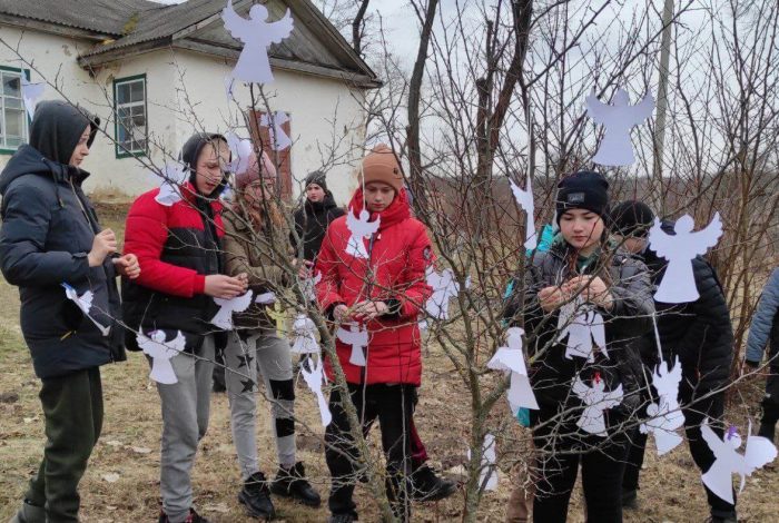 5 горизонтальних фото в блок цікаві факти з життя школи_ №3 IMG_20240429_131851_782 - Людмила (1)